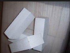 蓝冠品牌高铝万能弧砖在盛钢桶应用的优点