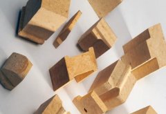 改善耐火材料的抗蓝冠品牌铝液侵蚀性和润湿性的措施